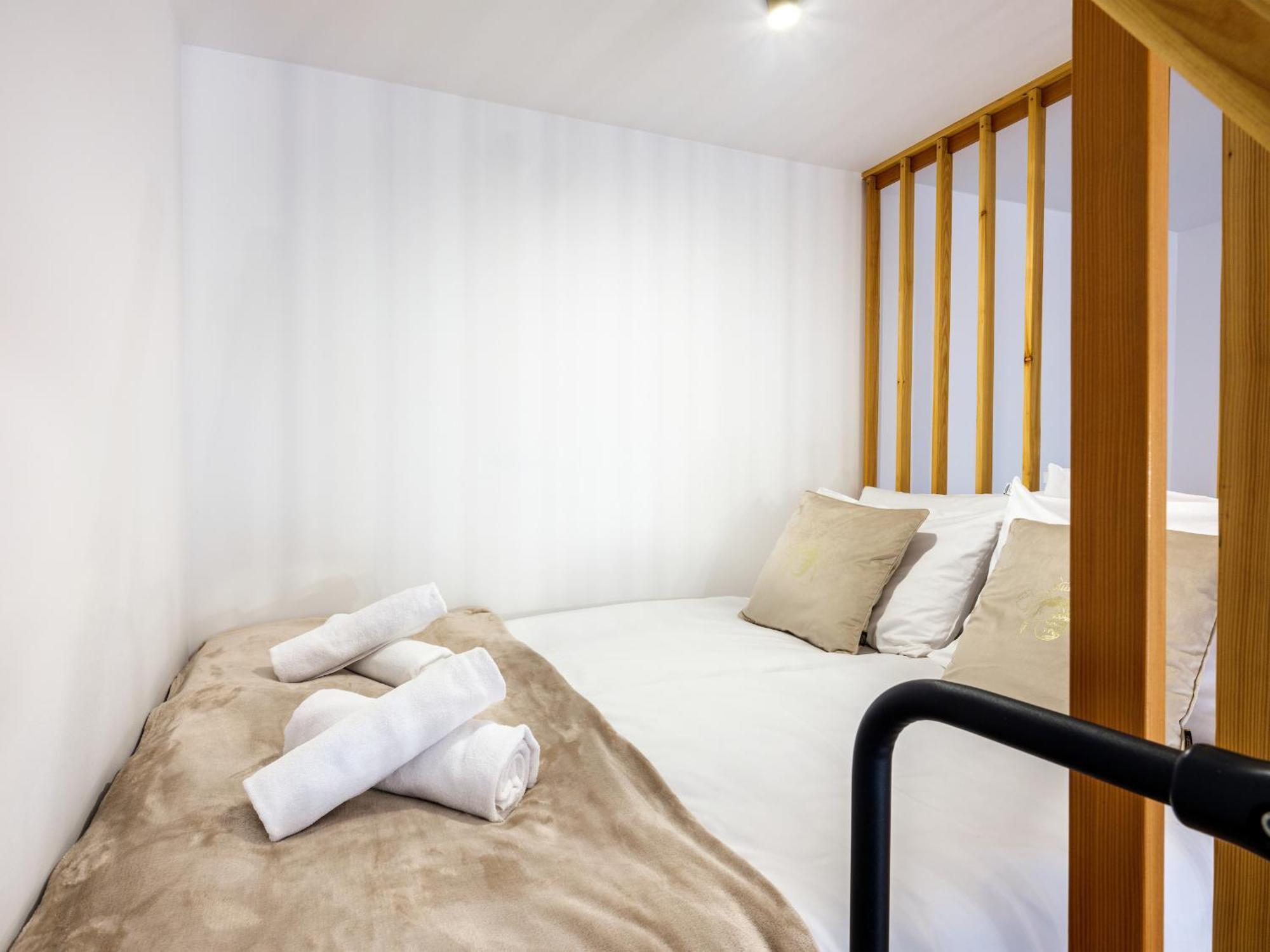 Tyzenhauz Apartments Siemiradzkiego Street Krakow Bagian luar foto